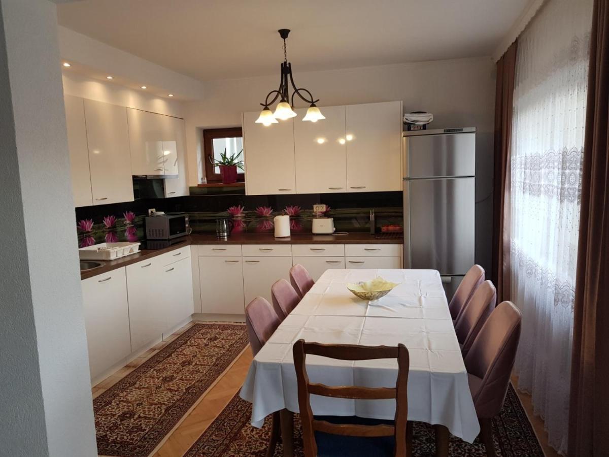 Visoko Homestay エクステリア 写真