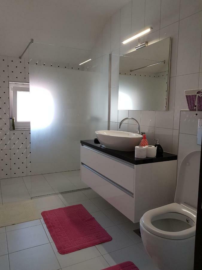 Visoko Homestay エクステリア 写真